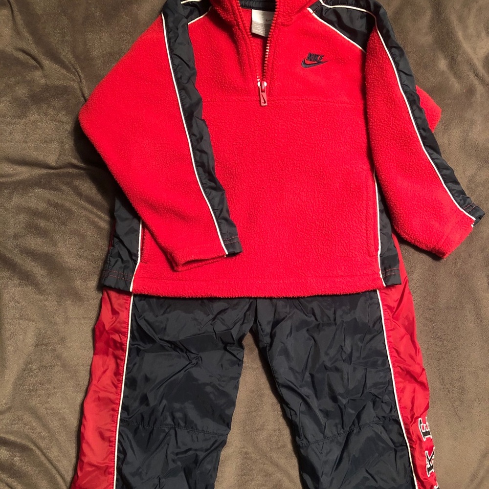 Nike toddler boys jogger set